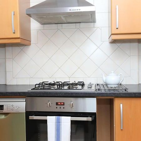 2 Bedroom Apartment In Waterloo Central Londra Dış mekan fotoğraf