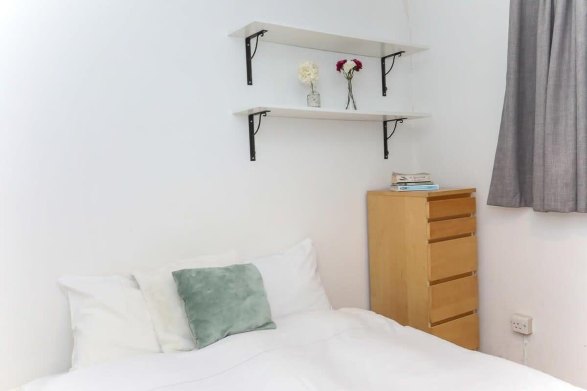 2 Bedroom Apartment In Waterloo Central Londra Dış mekan fotoğraf