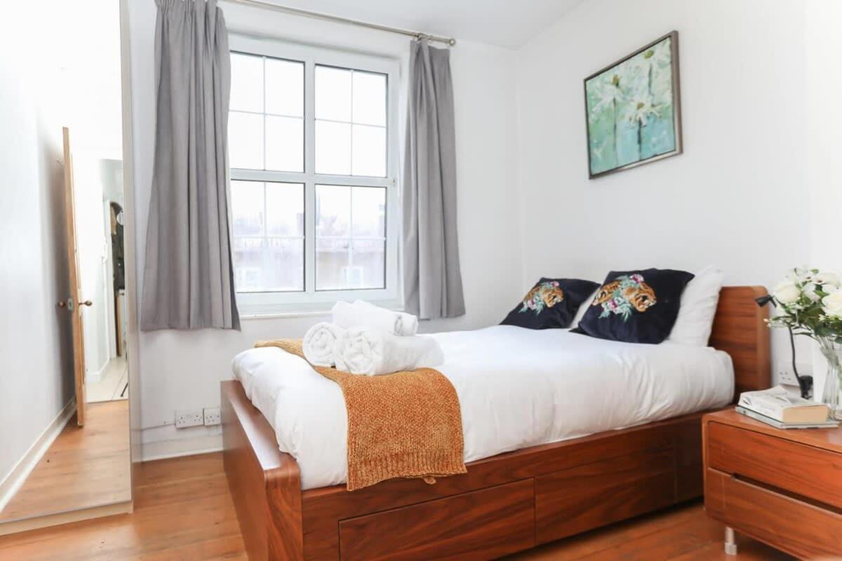 2 Bedroom Apartment In Waterloo Central Londra Dış mekan fotoğraf