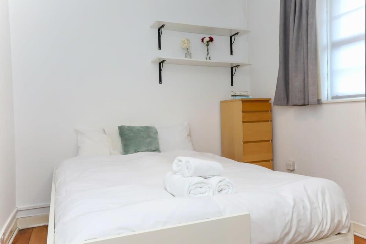 2 Bedroom Apartment In Waterloo Central Londra Dış mekan fotoğraf