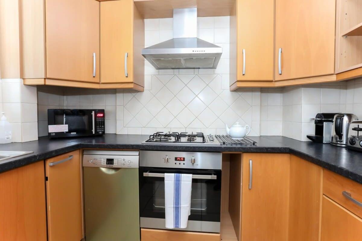 2 Bedroom Apartment In Waterloo Central Londra Dış mekan fotoğraf